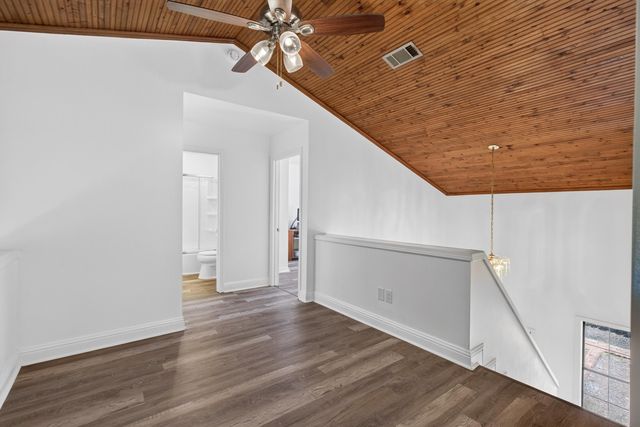 315 Buccaneer Dr., Hattiesburg, MS 39402