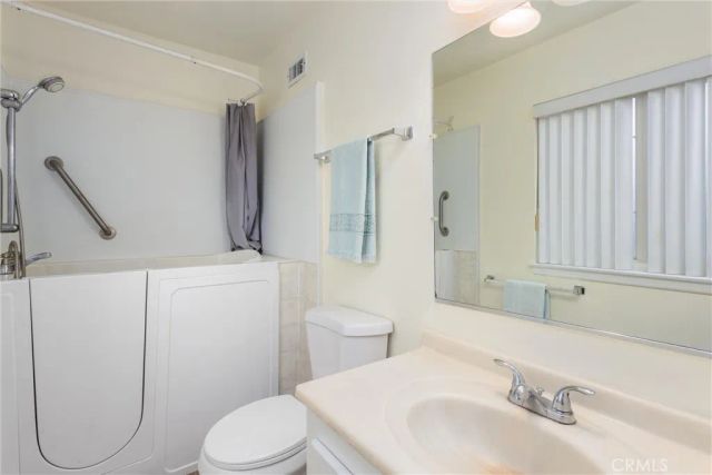 25782 E 17th, San Bernardino, CA 92404