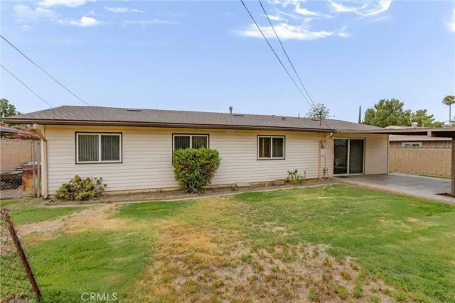 25782 E 17th, San Bernardino, CA 92404