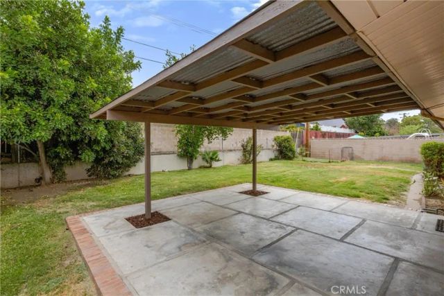 25782 E 17th, San Bernardino, CA 92404
