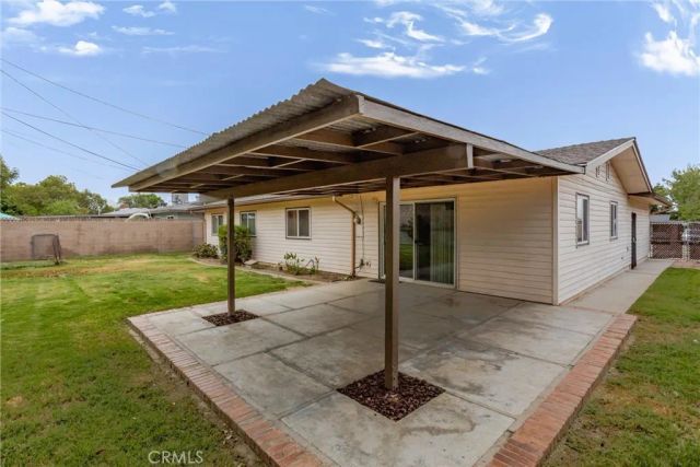 25782 E 17th, San Bernardino, CA 92404