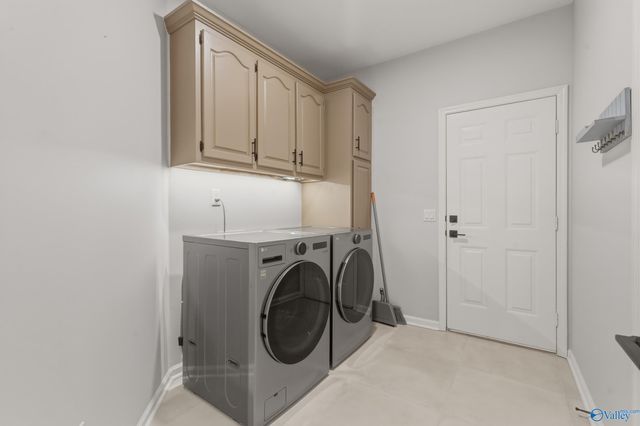 226 Eastview Drive, Madison, AL 35758