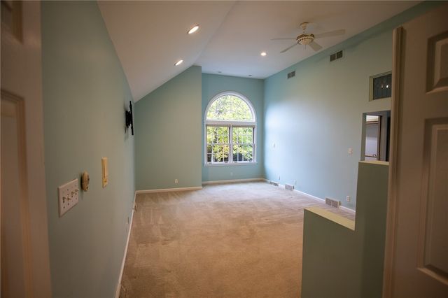 357 Morningstar Ln, Neshannock Twp, PA 16105