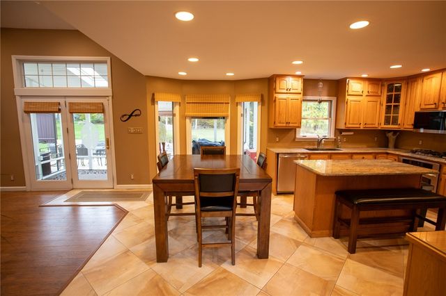 357 Morningstar Ln, Neshannock Twp, PA 16105