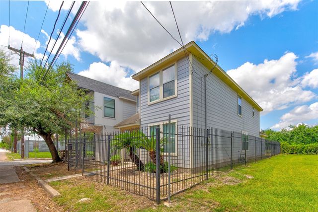 1118 Wilson Street, Houston, TX 77019
