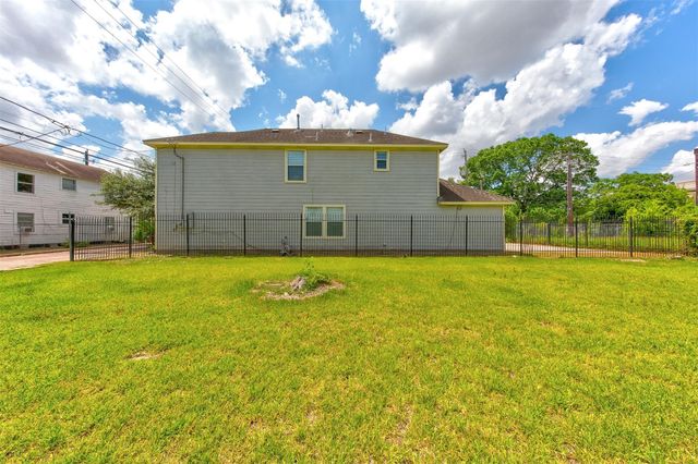 1118 Wilson Street, Houston, TX 77019