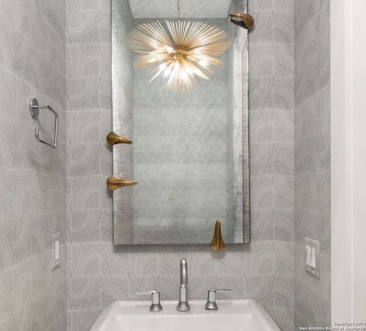 123 Lexington Ave Apt 1701, San Antonio, TX 78205