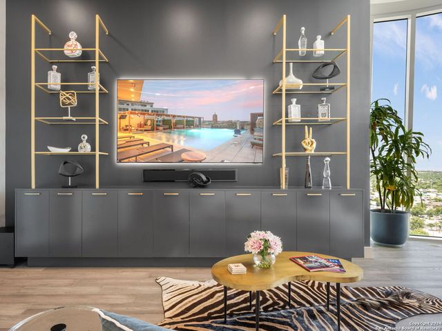 123 Lexington Ave Apt 1701, San Antonio, TX 78205