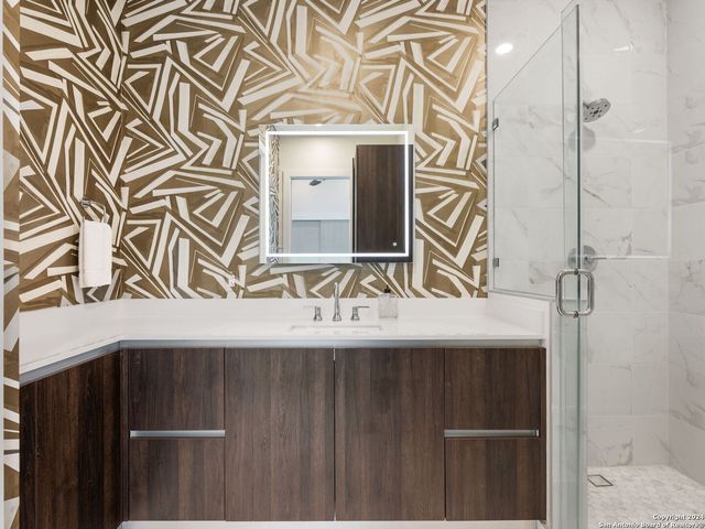 123 Lexington Ave Apt 1701, San Antonio, TX 78205