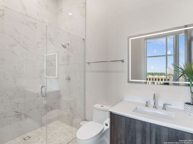 123 Lexington Ave Apt 1701, San Antonio, TX 78205