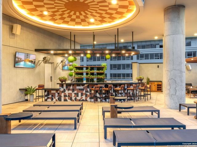 123 Lexington Ave Apt 1701, San Antonio, TX 78205