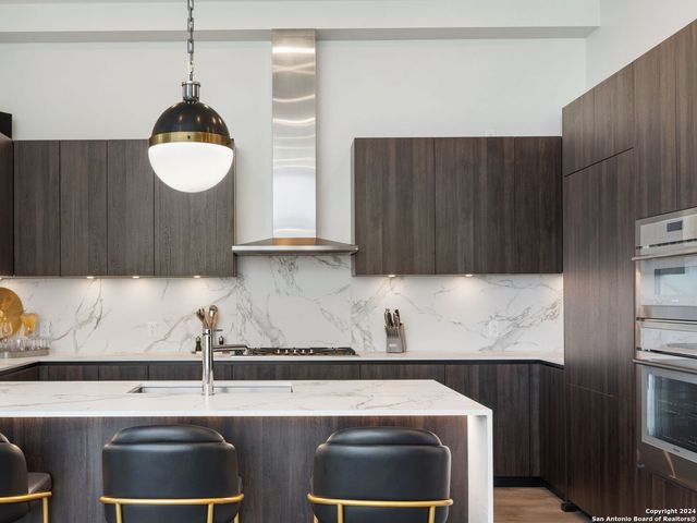 123 Lexington Ave Apt 1701, San Antonio, TX 78205