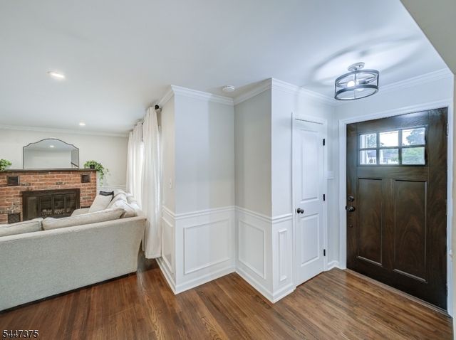 1915 Crescent Pkwy, Linden City, NJ 07036