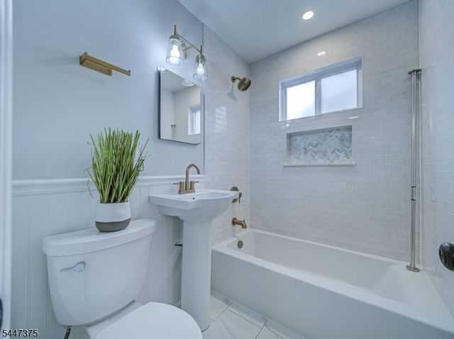 1915 Crescent Pkwy, Linden City, NJ 07036
