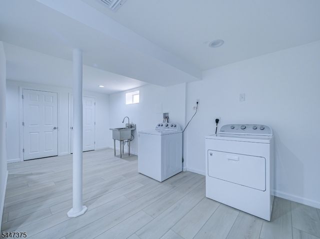 1915 Crescent Pkwy, Linden City, NJ 07036