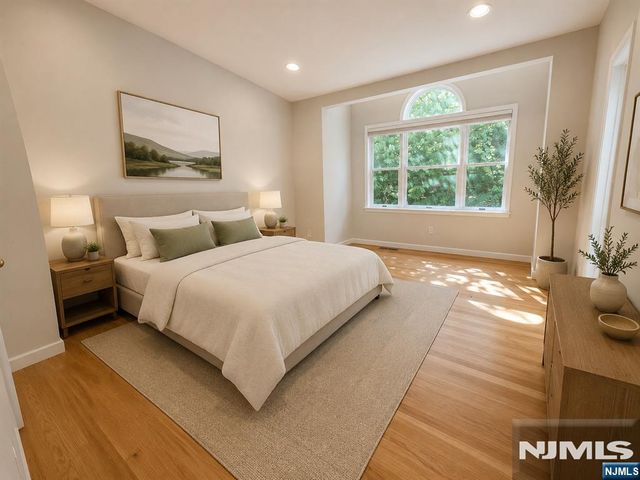 477 Undercliff Avenue, Edgewater, NJ 07020