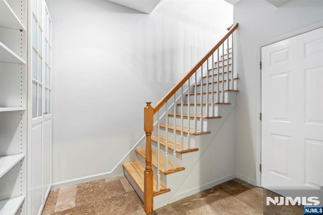 477 Undercliff Avenue, Edgewater, NJ 07020