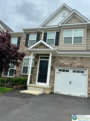 585 Gray Feather Way, Upper Macungie Twp, PA 18104