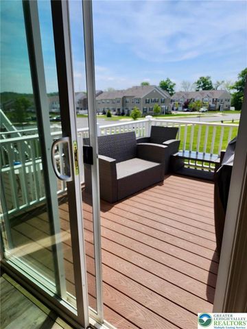585 Gray Feather Way, Upper Macungie Twp, PA 18104