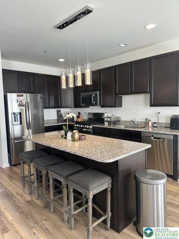 585 Gray Feather Way, Upper Macungie Twp, PA 18104