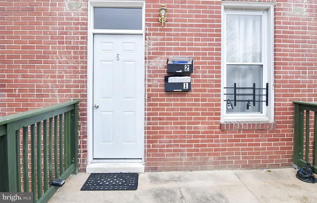 5 S WICKHAM RD #2, Baltimore, MD 21229