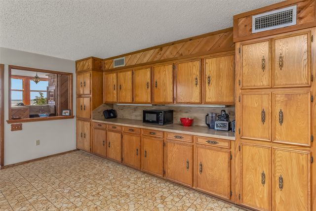 10307 Pirogue Road, Oil City, LA 71061