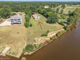 10307 Pirogue Road, Oil City, LA 71061