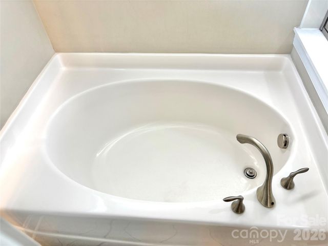 2736 Stonewood View, Kannapolis, NC 28081