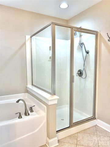 2736 Stonewood View, Kannapolis, NC 28081