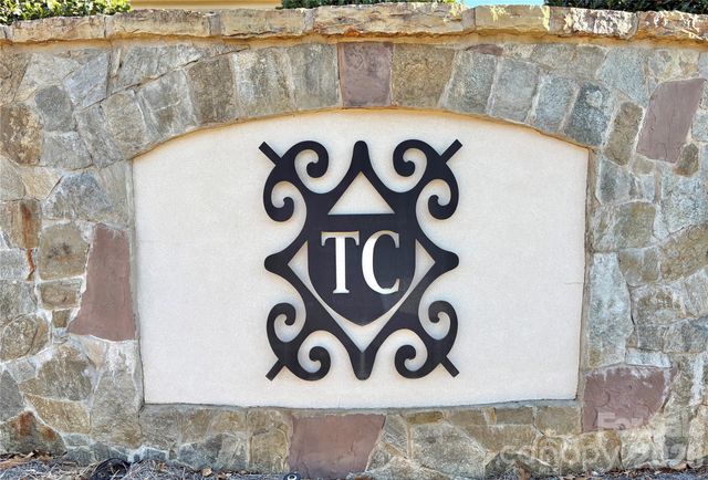 2736 Stonewood View, Kannapolis, NC 28081