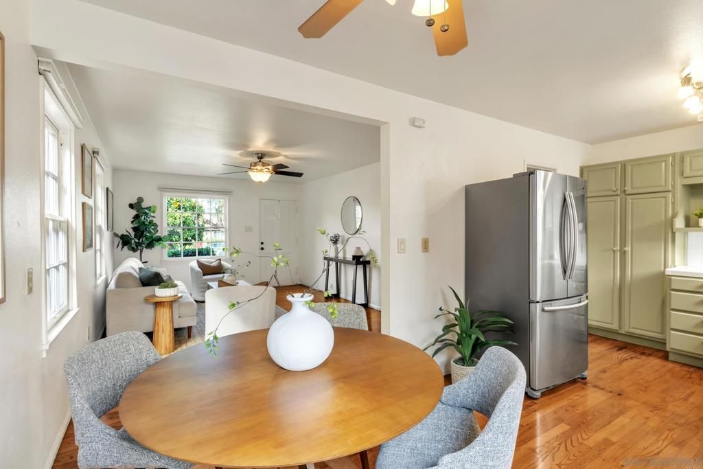 Image 16 of property listing at 241 243 F Avenue, Coronado, CA 92118