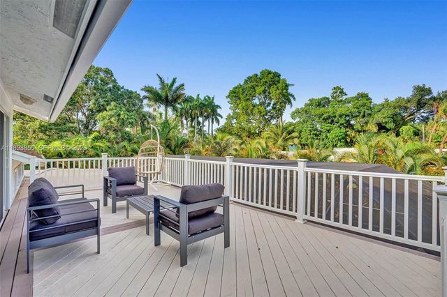 2120 SW 28th Way, Fort Lauderdale, FL 33312
