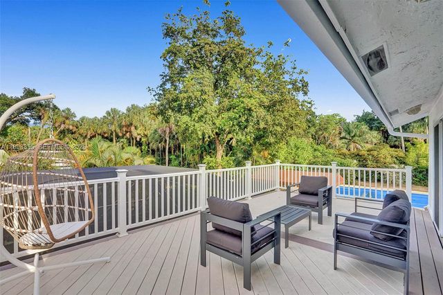 2120 SW 28th Way, Fort Lauderdale, FL 33312