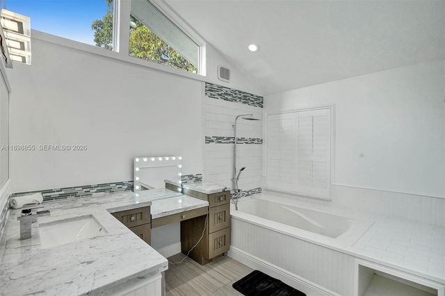 2120 SW 28th Way, Fort Lauderdale, FL 33312