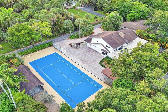 2120 SW 28th Way, Fort Lauderdale, FL 33312