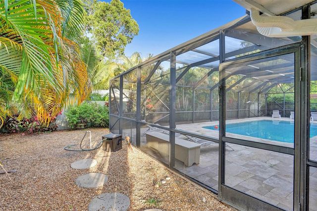 2120 SW 28th Way, Fort Lauderdale, FL 33312