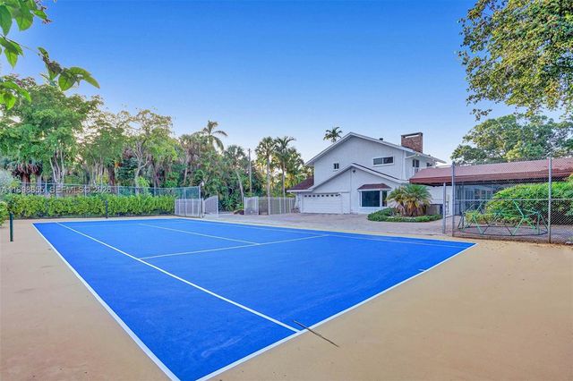 2120 SW 28th Way, Fort Lauderdale, FL 33312
