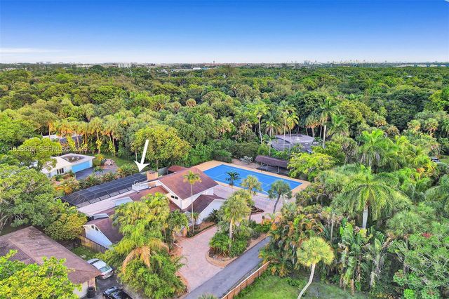2120 SW 28th Way, Fort Lauderdale, FL 33312
