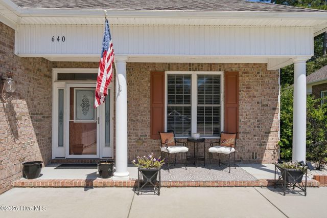 640 Creekway Circle SE, Bolivia, NC 28422