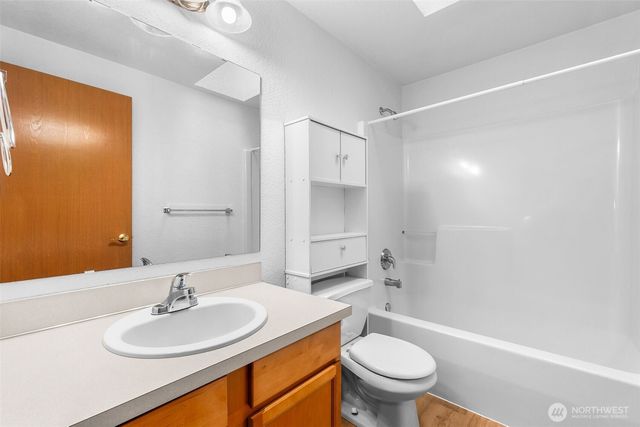 3120 Swordfern Drive NW, Olympia, WA 98502