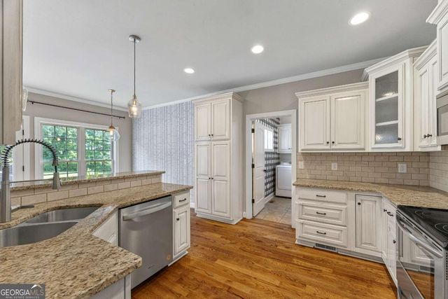2165 Harperfield Drive, Bogart, GA 30622