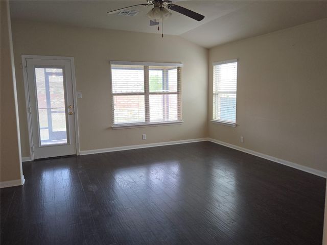 1113 April Meadows LOOP, Georgetown, TX 78626