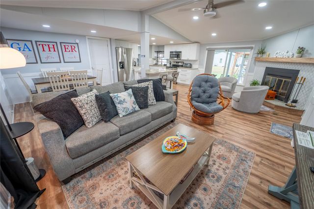 4405 LOMA VISTA DRIVE, Valrico, FL 33596