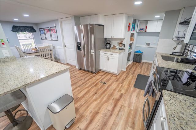 4405 LOMA VISTA DRIVE, Valrico, FL 33596