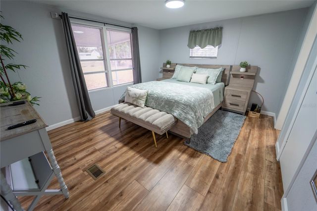 4405 LOMA VISTA DRIVE, Valrico, FL 33596