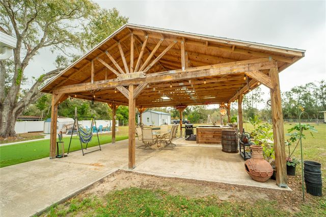 4405 LOMA VISTA DRIVE, Valrico, FL 33596