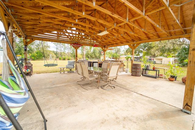 4405 LOMA VISTA DRIVE, Valrico, FL 33596