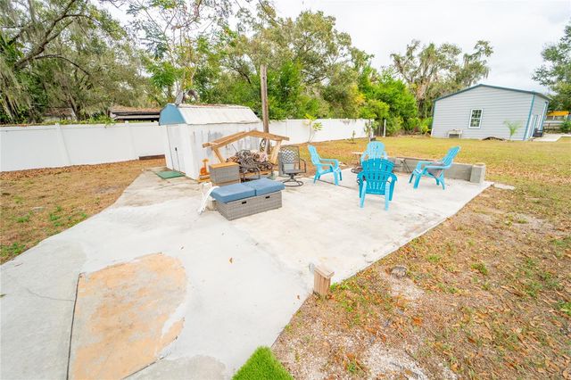 4405 LOMA VISTA DRIVE, Valrico, FL 33596