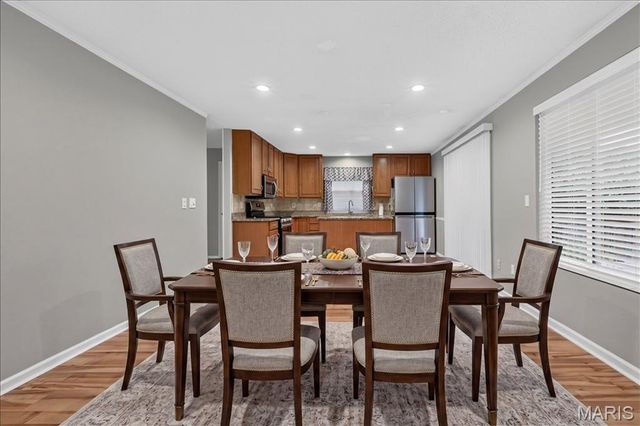 1438 Silverleaf Lane, St Louis, MO 63146