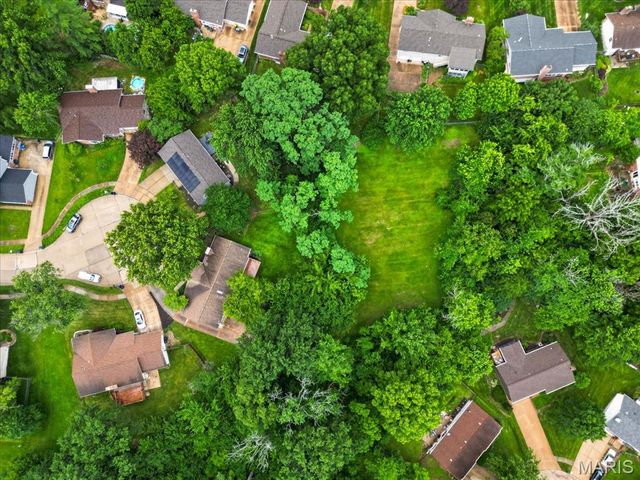 1438 Silverleaf Lane, St Louis, MO 63146